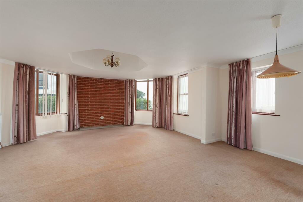 Additional image 28 of Neptune Gap, Island Wall, Whitstable