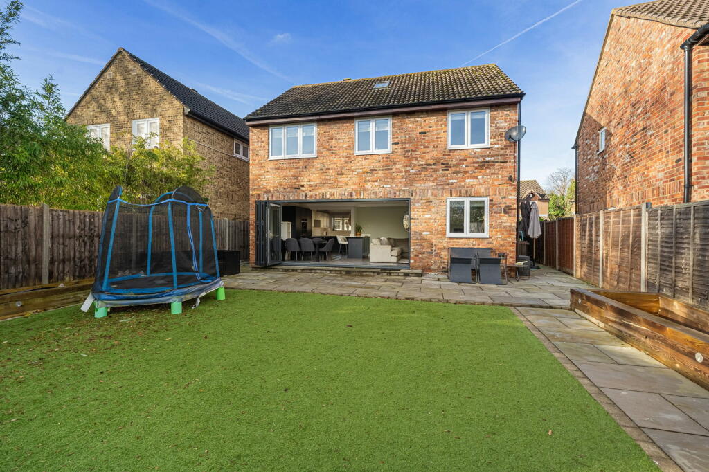 Additional image 8 of The Sandpipers, Gravesend, DA12 5QB