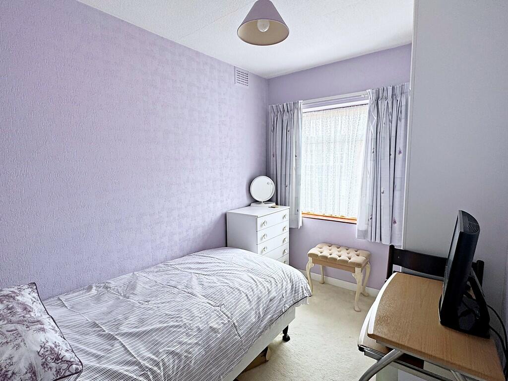 Additional image 10 of Laburnum Avenue, Kenilworth