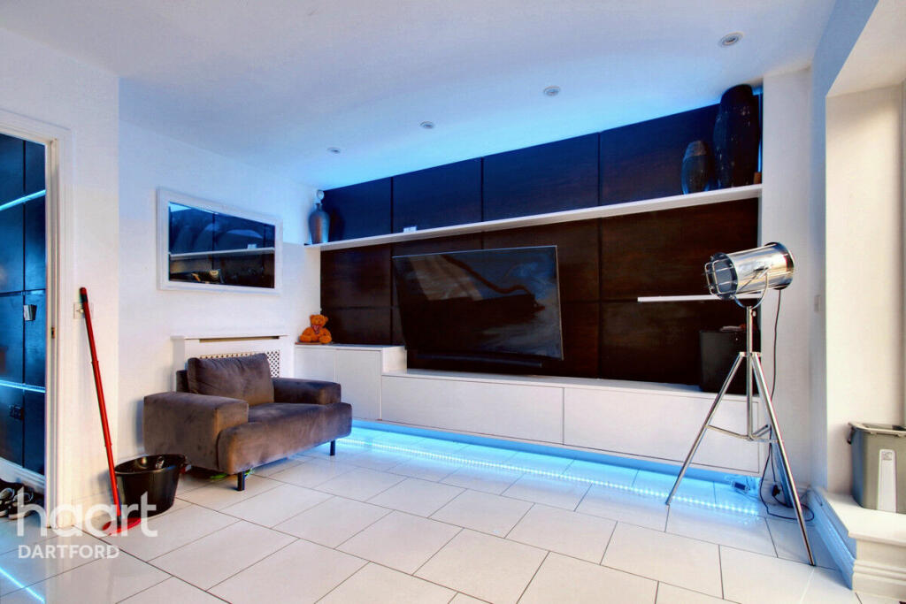 Additional image 12 of Martin Drive, Dartford