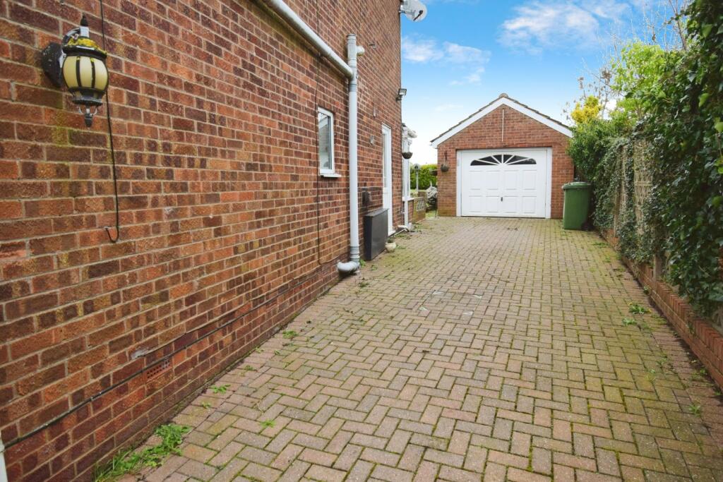 Additional image 33 of Fair Close, Frankton, Rugby, Warwickshire, CV23