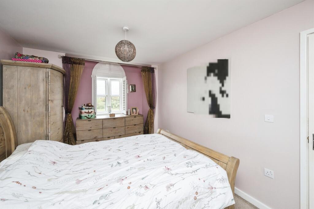 Additional image 10 of Spinnaker Close, Ripley