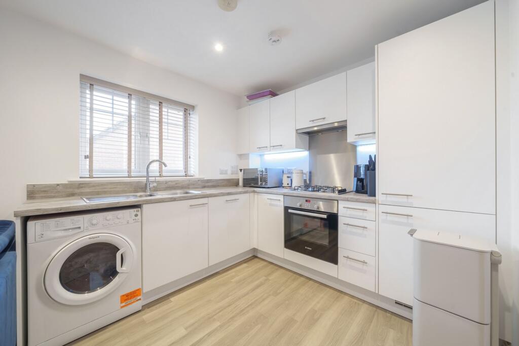 Additional image 5 of Stylish One Bed Apartment in Balsall Common - A Must View!