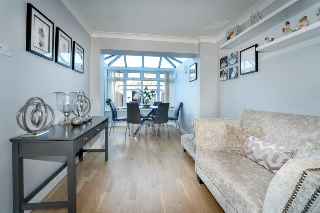 Additional image 18 of Frobisher Way, Gravesend