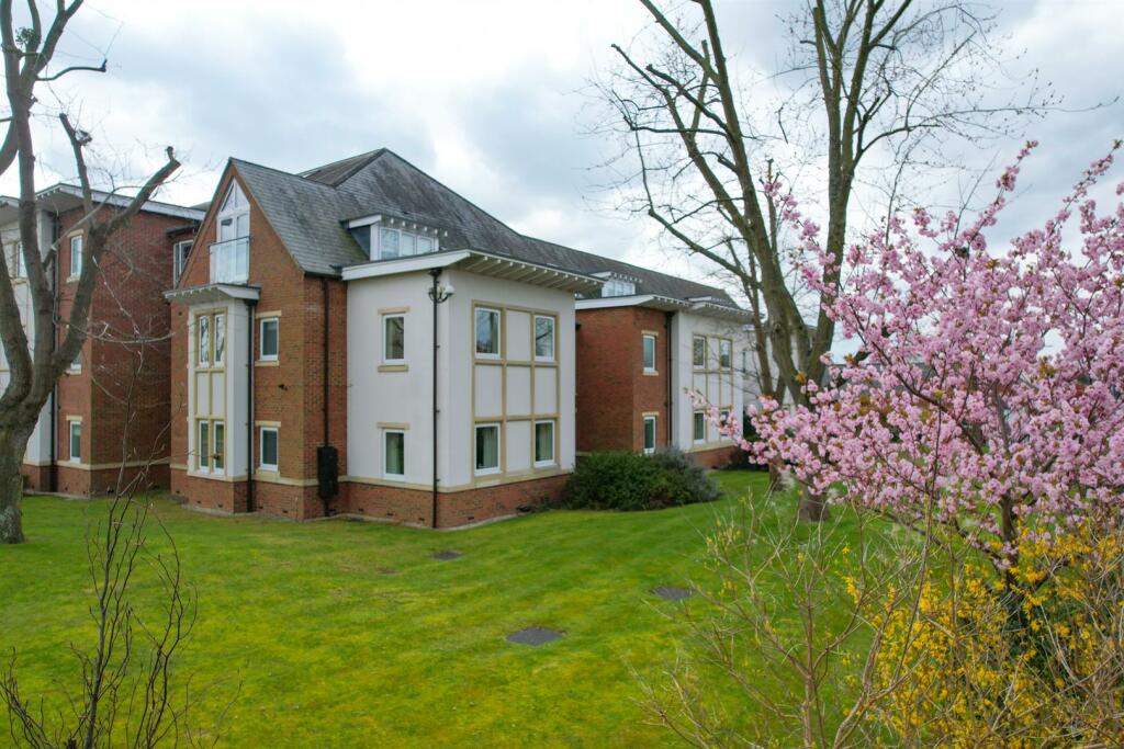 Additional image 24 of Main Street, Tiddington