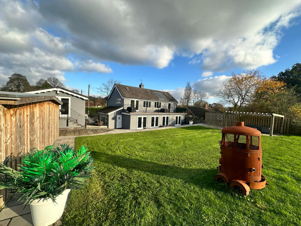 Additional image 18 of Ford Lane, Langley, Stratford-upon-Avon, Warwickshire CV37 OHN