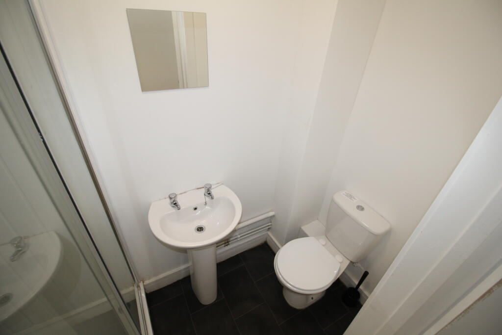 Additional image 8 of 3a Heathcote Road, Whitnash, Leamington Spa