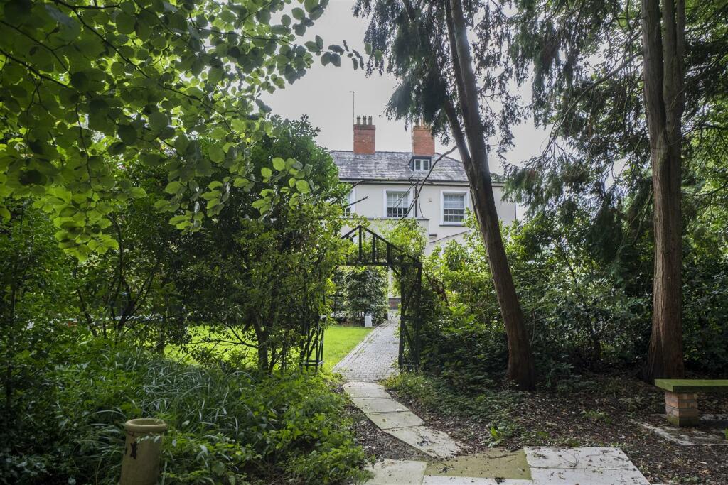 Additional image 52 of Park Lane, Hartford, Cheshire