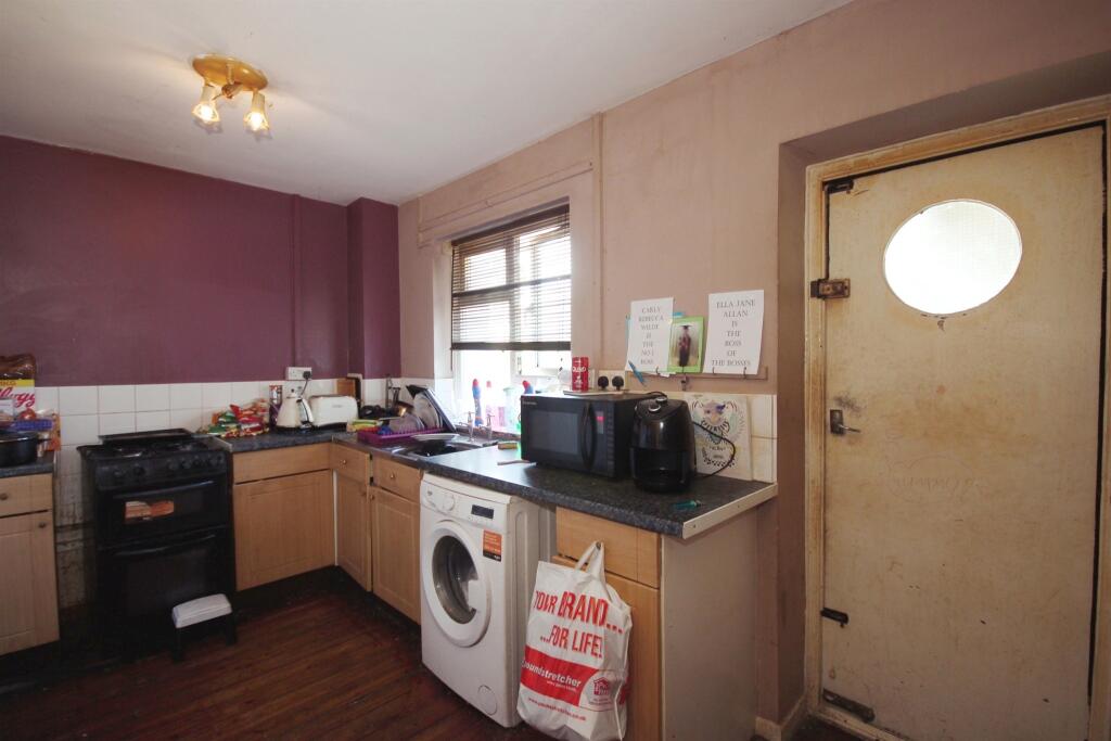 Additional image 3 of Bushberry Avenue, Tile Hill, Coventry