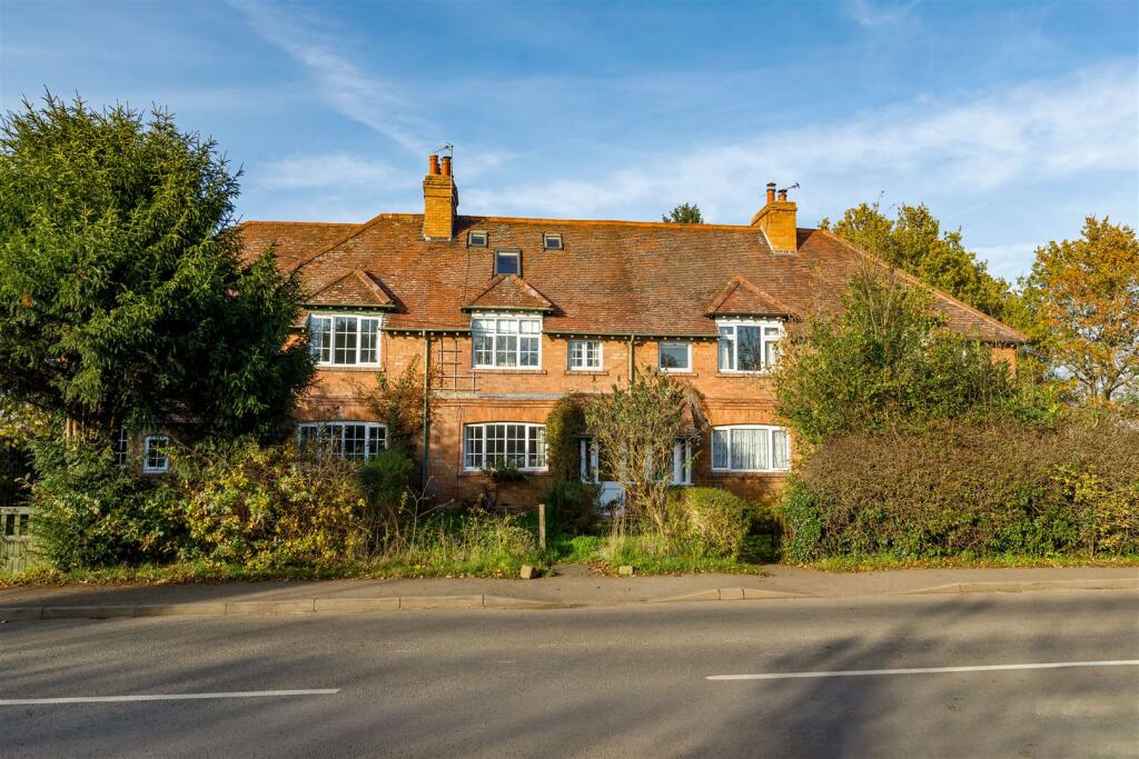 Additional image 28 of Long Itchington Road, Offchurch, Leamington Spa