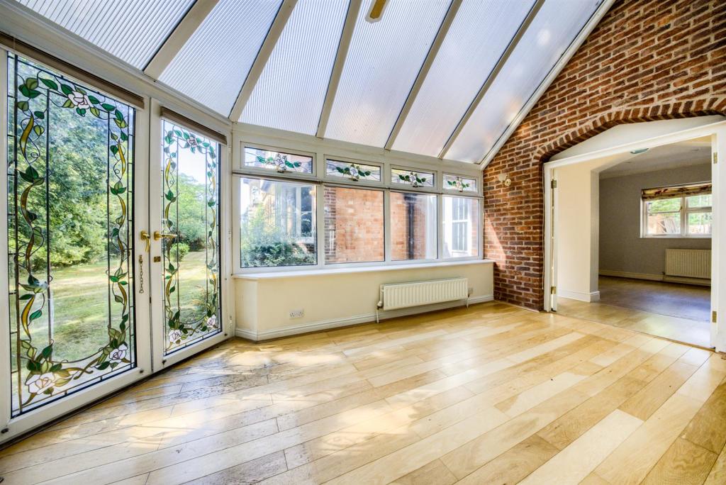 Additional image 30 of Warwick Road, Stratford-Upon-Avon