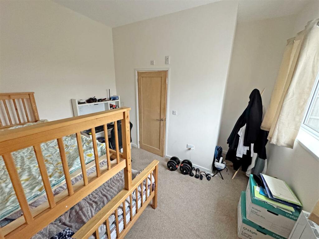 Additional image 15 of Lakin Road, Warwick