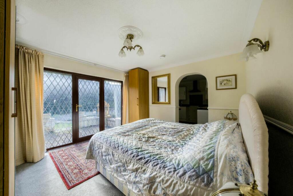 Additional image 12 of Loxley Road, Stratford-Upon-Avon, CV37