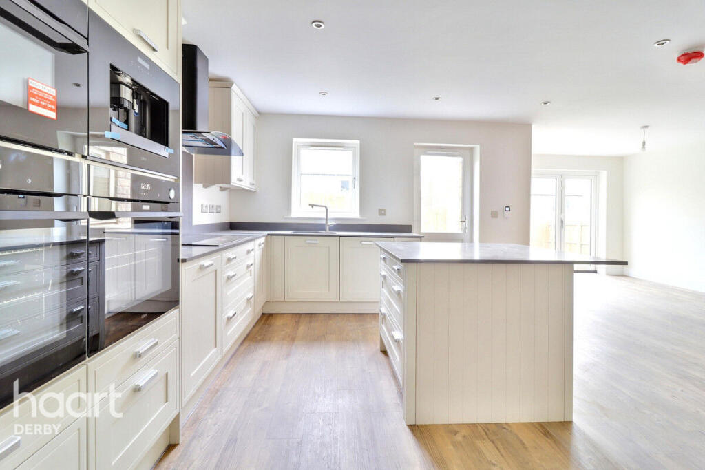 Additional image 4 of Peak View, Derbyshire,