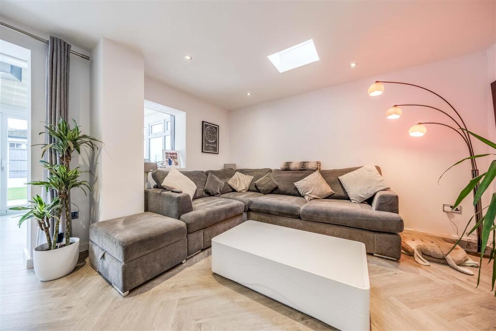 Additional image 6 of Alfriston Close, Braeburn Park, Dartford, Kent