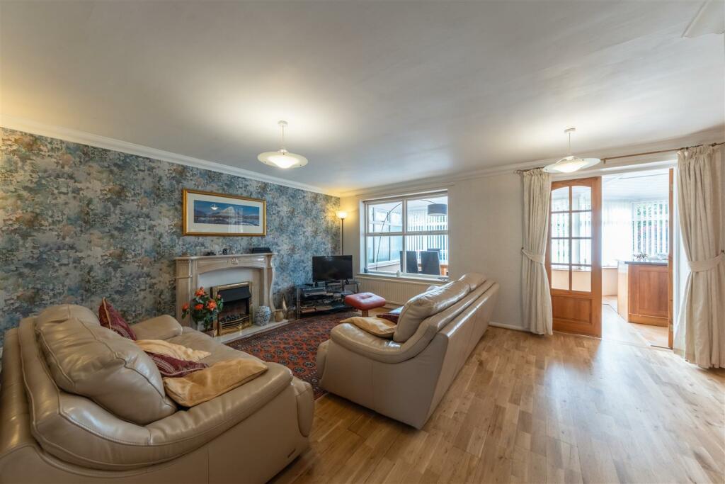 Additional image 11 of Meadow Close, Cuddington, Cheshire