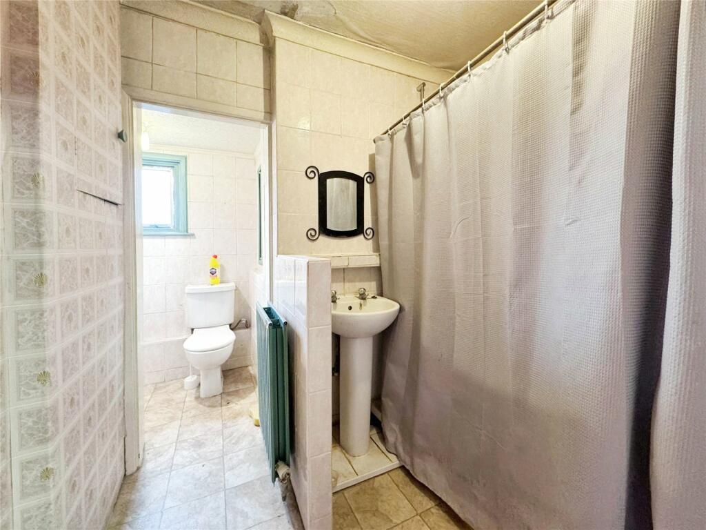 Additional image 18 of Woolwich Road, Bexleyheath, DA7