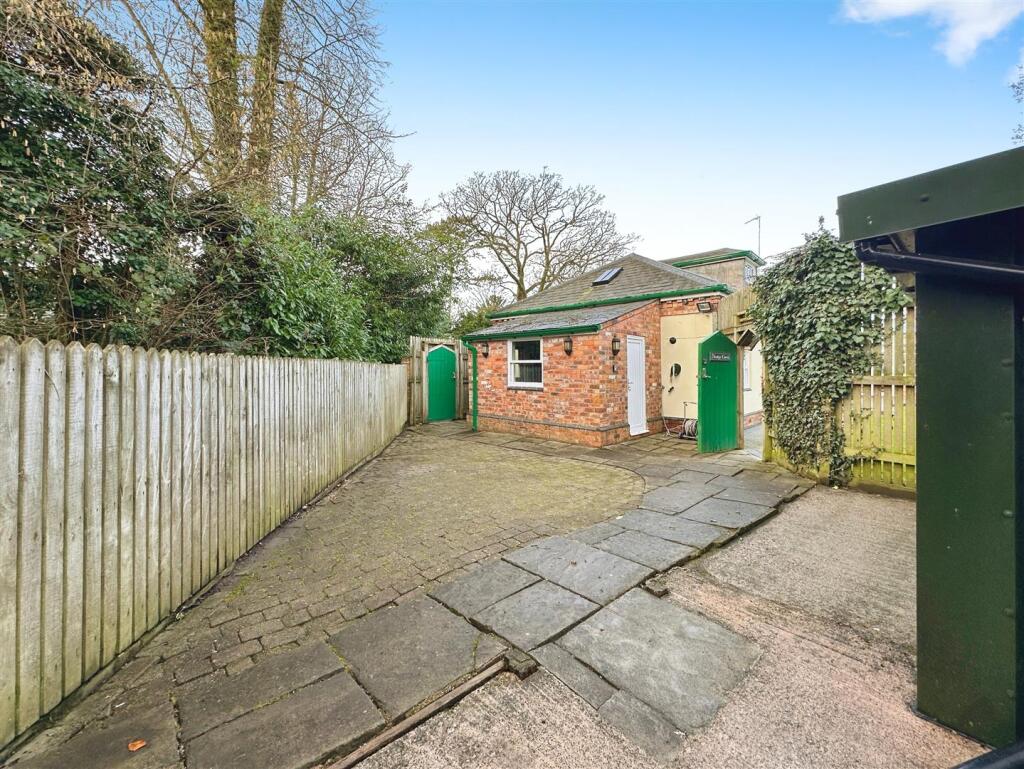 Additional image 23 of Westhill Road, Blackdown, Leamington Spa