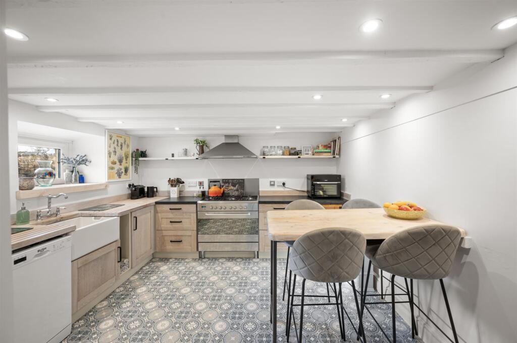 Additional image 13 of Oldham Villas, Matlock