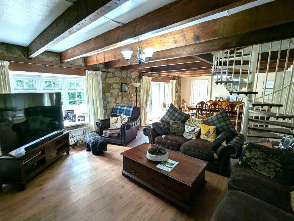 Additional image 4 of Hollytree House, Plawsworth, DH2