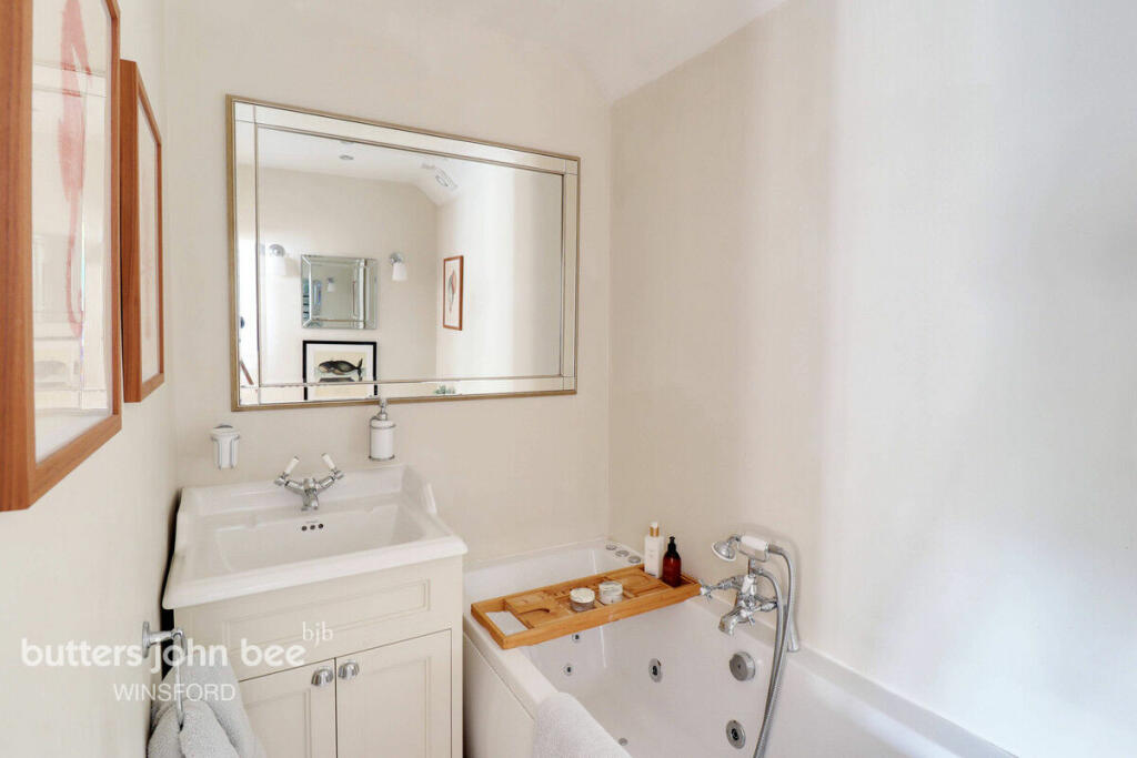 Additional image 22 of Cornhill Barn, Long Lane, Cheshire