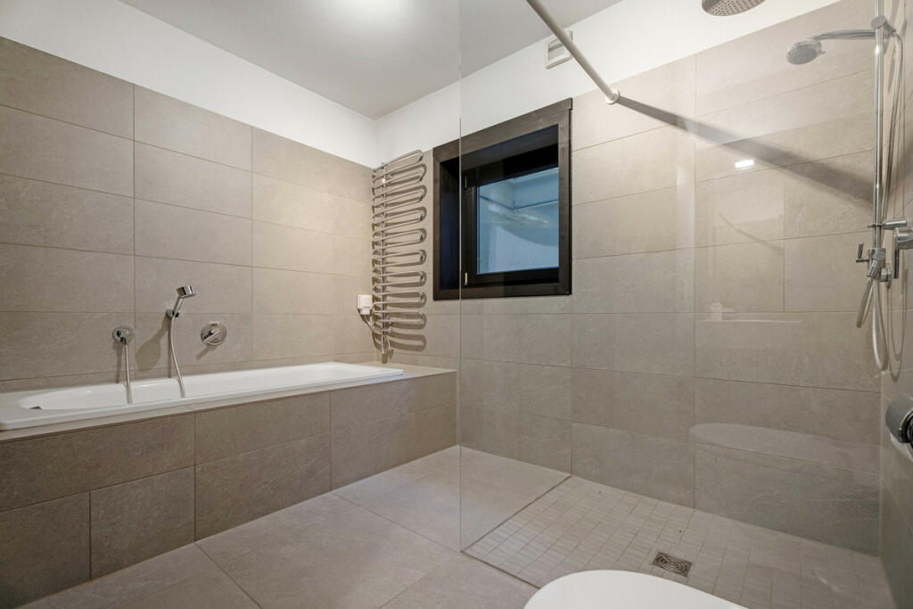 Additional image 39 of Fairway Rise Kenilworth, Warwickshire, CV8 2XN