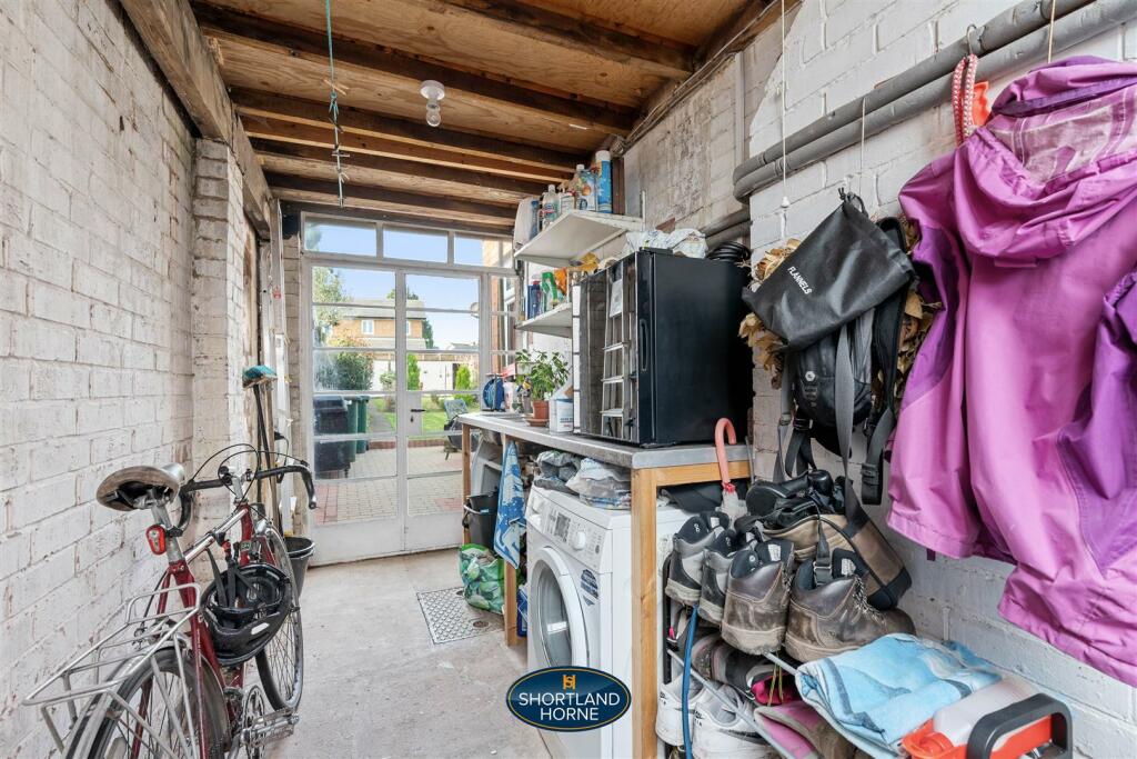 Additional image 20 of Knoll Drive, Styvechale, Coventry