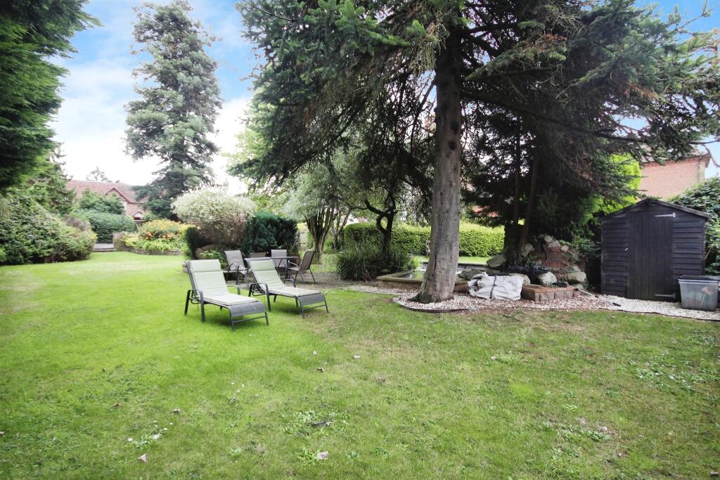 Additional image 15 of Vicarage Lane, Sherbourne, Warwick