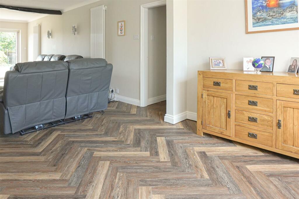 Additional image 11 of Rugby, Broadwell,