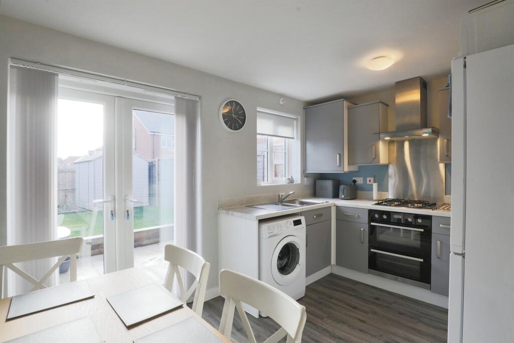 Additional image 2 of Barclay Close, Wellesbourne, Warwick