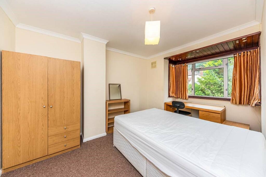 Additional image 4 of Glen Iris Avenue, Canterbury, CT2