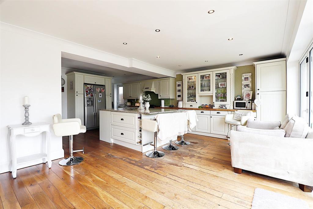 Additional image 6 of Shepherds Lane, Dartford