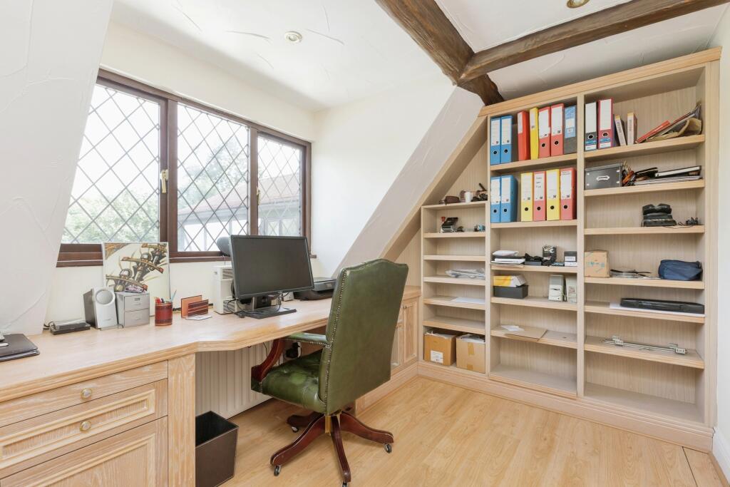 Additional image 23 of Pear Tree Lane, Shorne, Gravesend, Kent, DA12