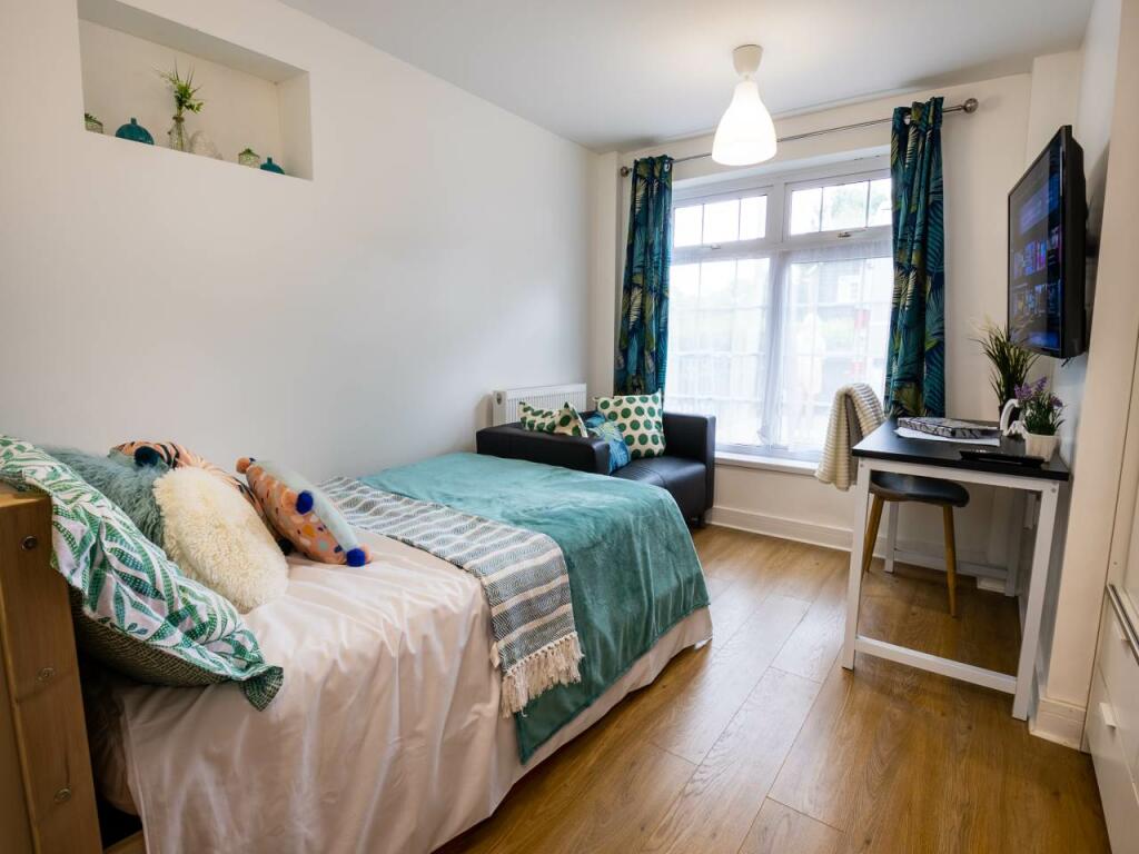 Additional image 11 of Woodland Way, Canterbury,