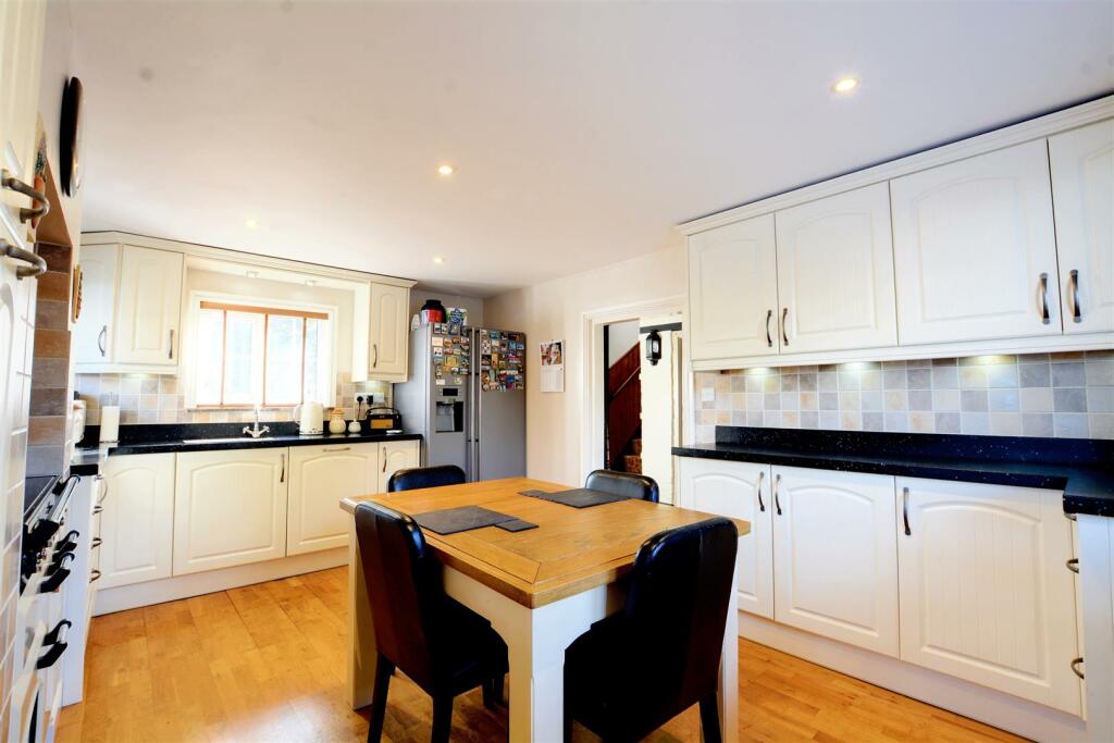 Additional image 9 of Beech Cottage, The Park, London Road, Shardlow