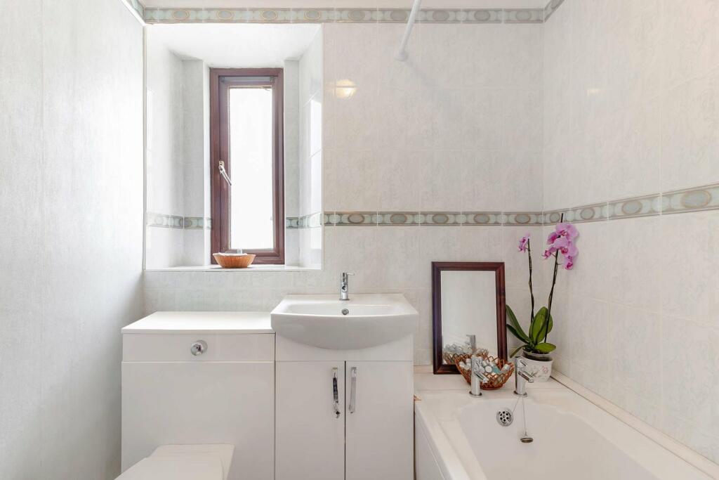 Additional image 7 of Lowerhall Street, Montrose, DD10