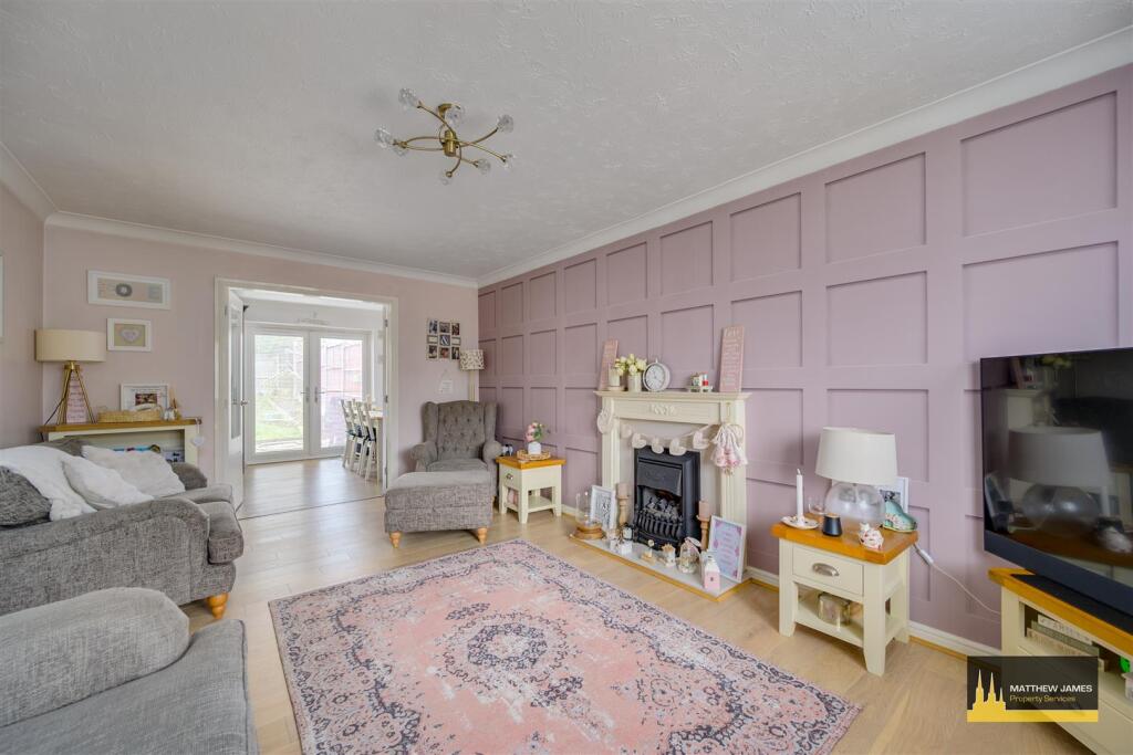 Additional image 20 of Larkin Grove, Walsgrave, Coventry * CUL-DE-SAC LOCATION *