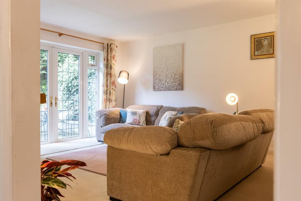 Additional image 31 of Thornton House & Thornton Cottage, Crewe Road, Nantwich