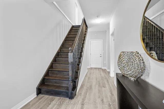 Additional image 5 of 271 Dalgleish Tr