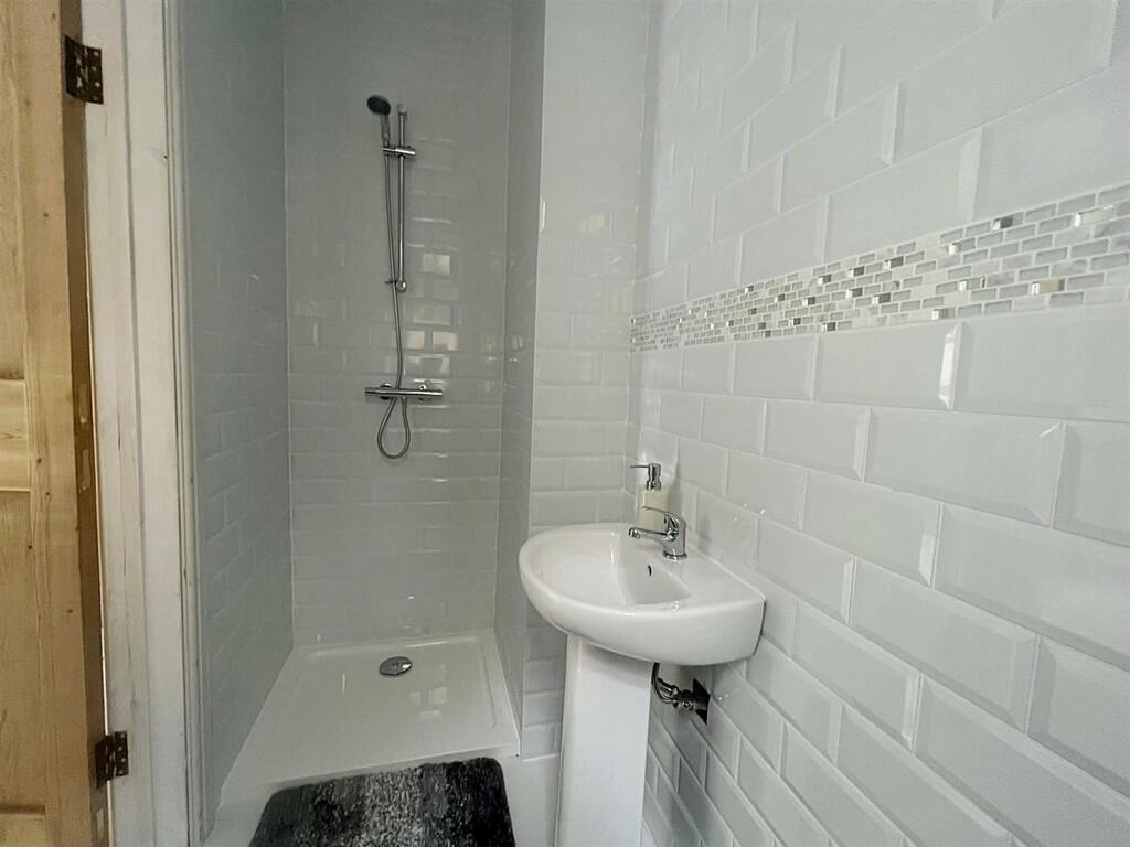 Additional image 11 of Leyes Lane, Kenilworth