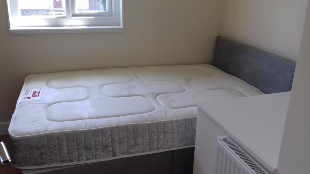 Additional image 22 of Wedon Close, Canley,