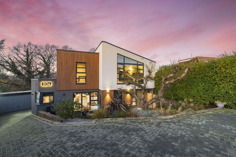 Additional image 41 of Hill Crescent, Bexley