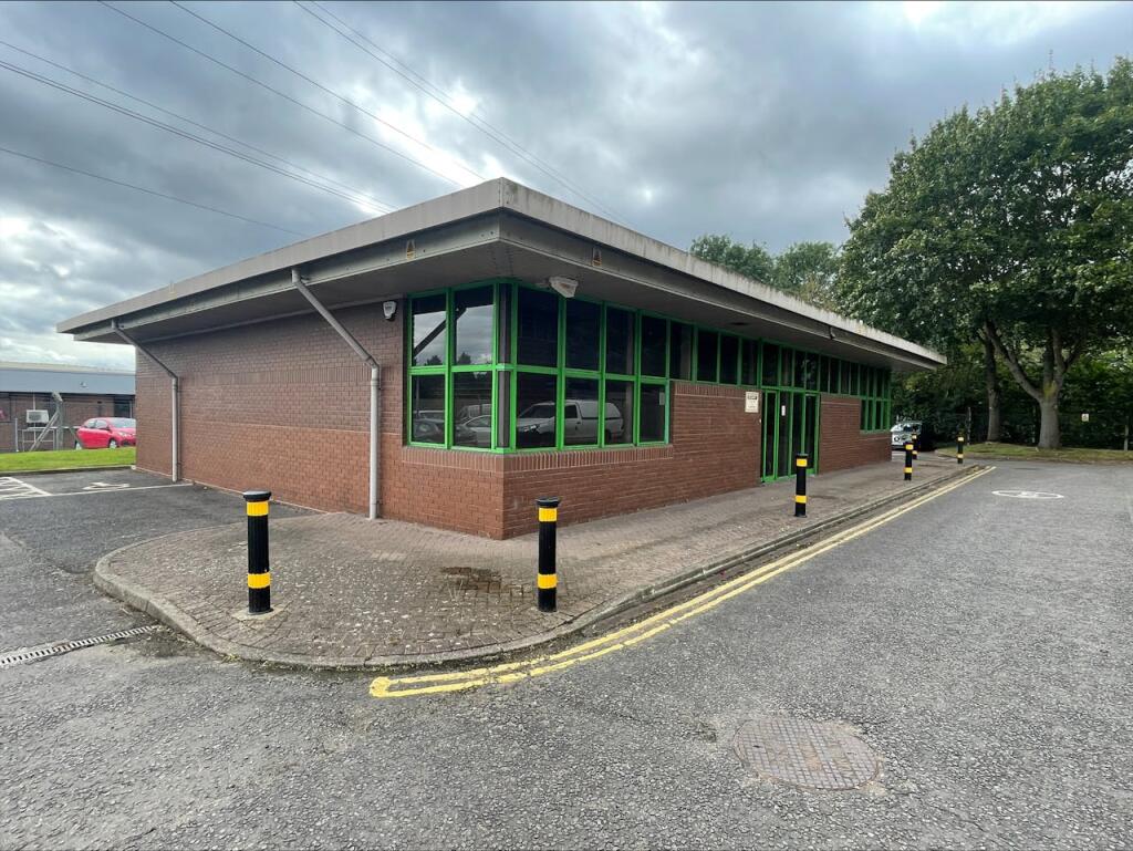 Additional image 5 of Unit 5 Fairfield Court, Seven Stars Ind Est, Wheler Road, Coventry, CV3 4LJ