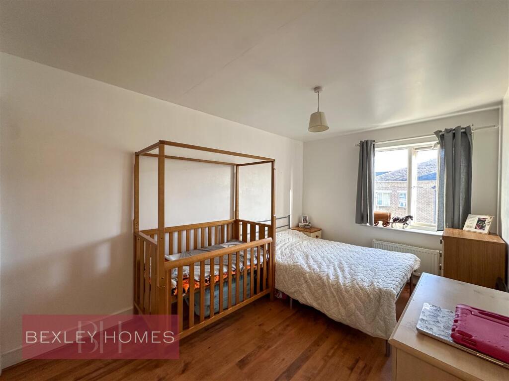 Additional image 15 of Black Eagle Drive, Northfleet