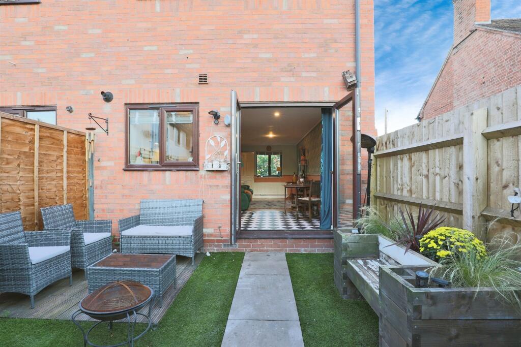 Additional image 12 of Simmons Court, Wellesbourne, Warwick