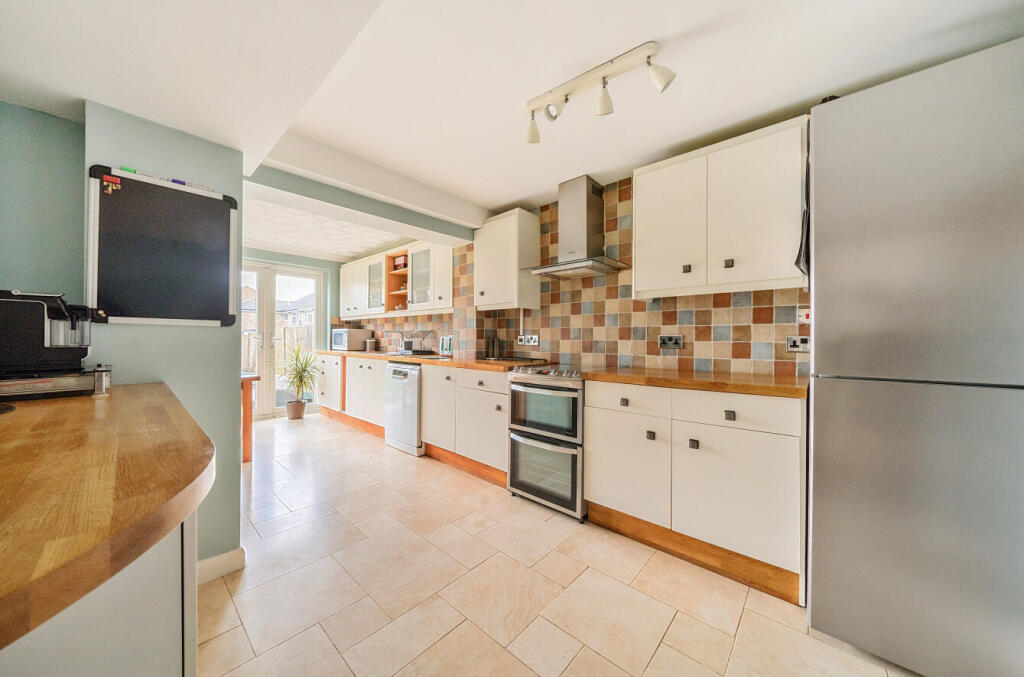 Additional image 15 of Barfield, Sutton At Hone, Dartford, Kent, DA4