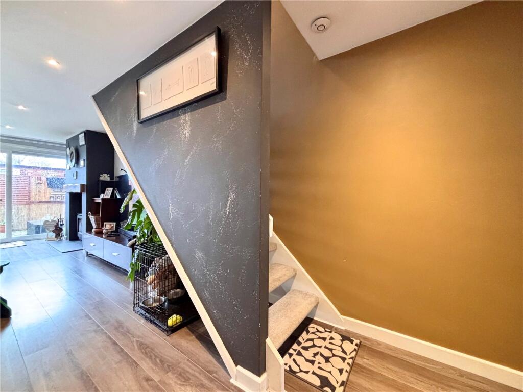 Additional image 19 of Fields Court, Warwick, CV34