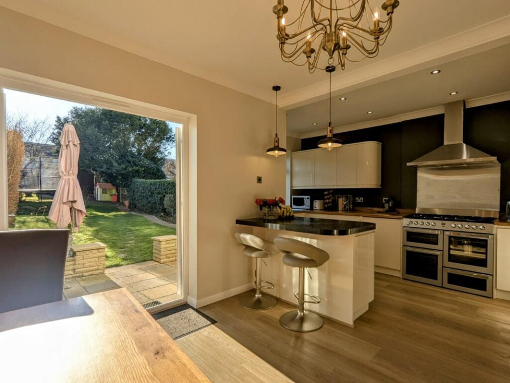 Additional image 20 of Rochester Road, Gravesend, DA12