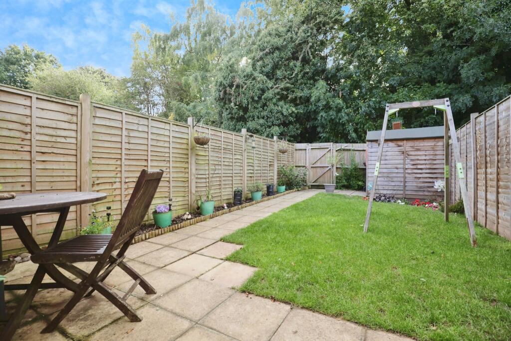 Additional image 16 of Harris Way, Kenilworth