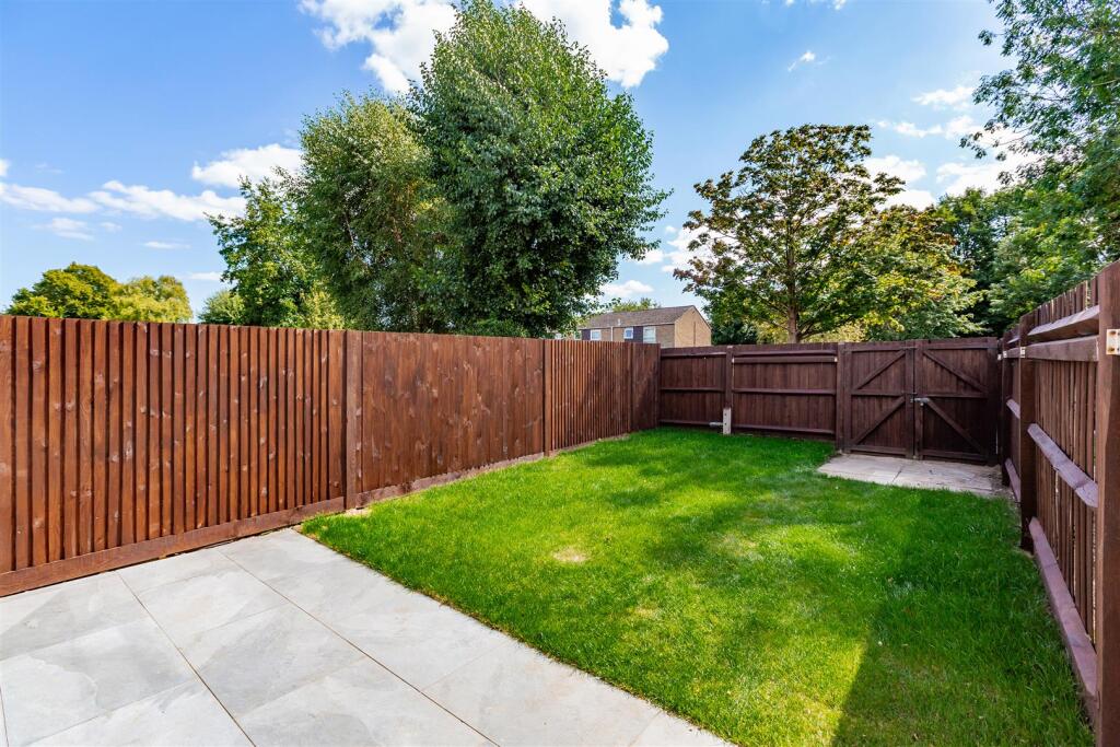 Additional image 13 of Farm Holt, New Ash Green